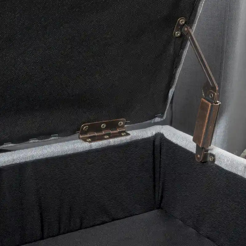 Zeitgenössischer Storage Ottoman mit getufteter Waffelsteppung und Birkenholzbeinen